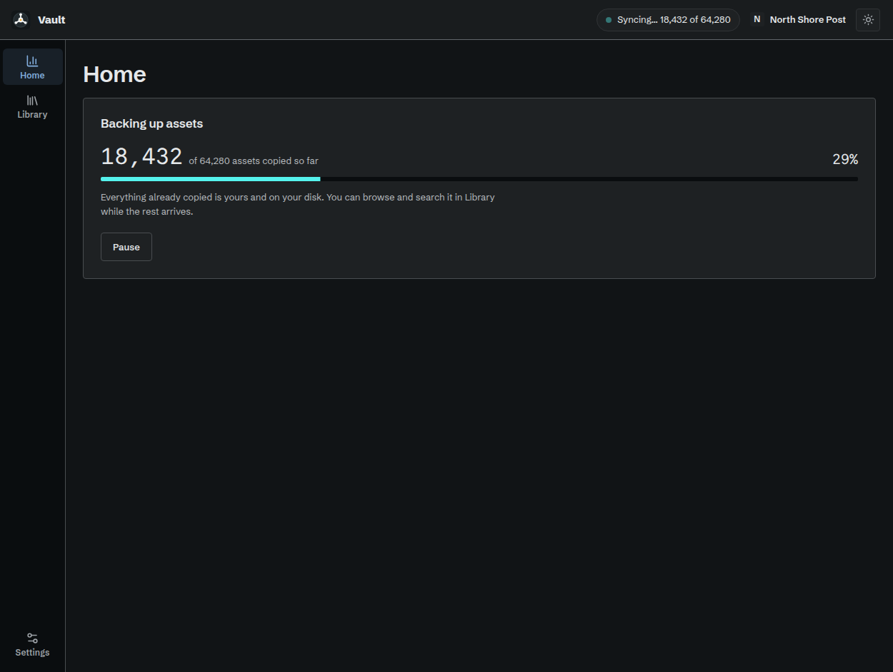Home during the first backup, showing the copied count, progress bar, and Pause button.